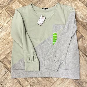 Steve Madden NWT light sweat shirt